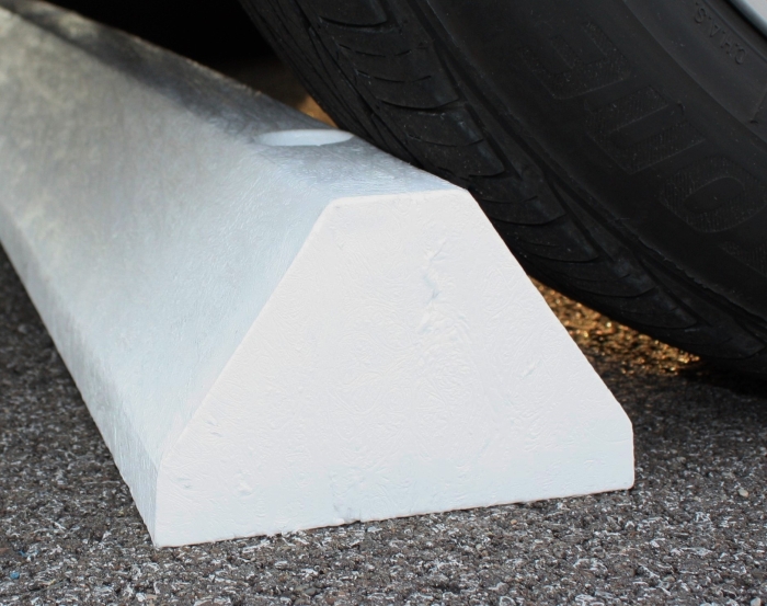 Deluxe Solid 6’ Parking Block - White