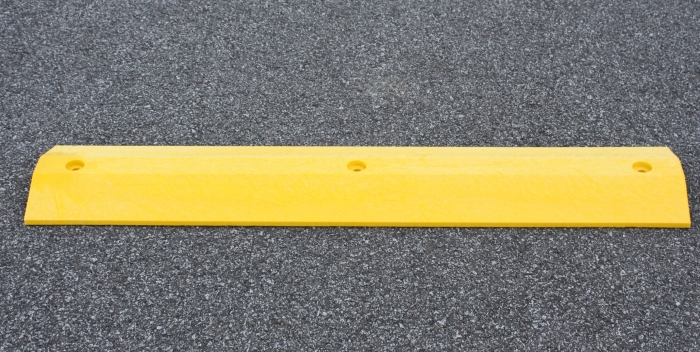 4’ Standard Yellow Speed Bump w/Channels 