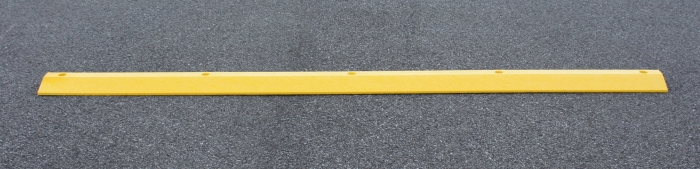9’ Standard Yellow Speed Bump w/Channels